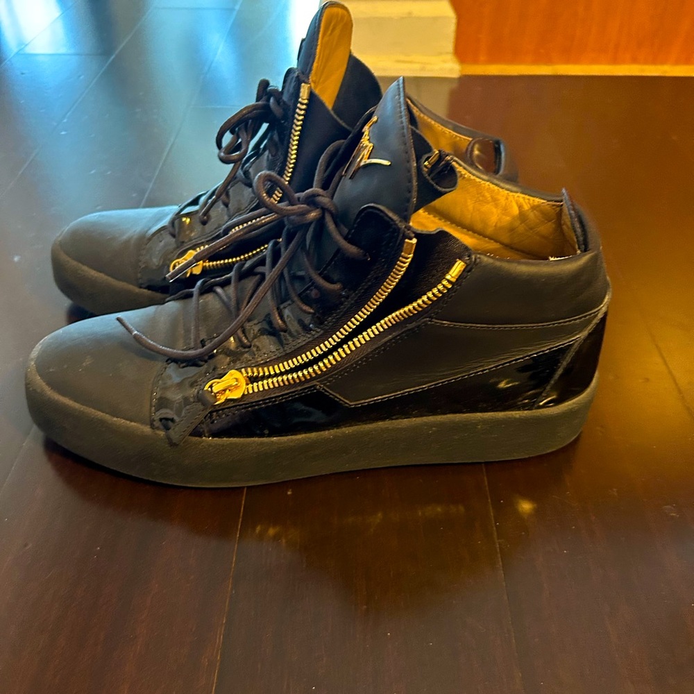 Giuseppe Sneakers